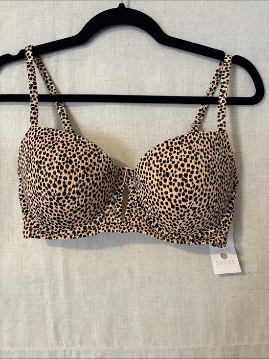 Shade & Shore Other - Dotted Animal Print Underwire Bikini top in Beige and Black
